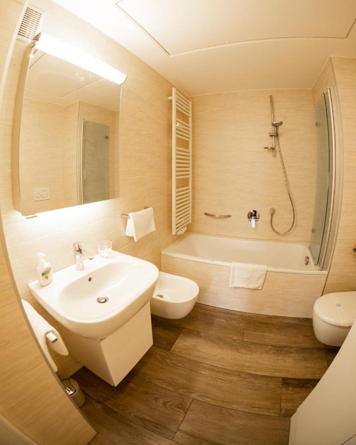 Flow Apartments Astoria Merano Eksteriør billede